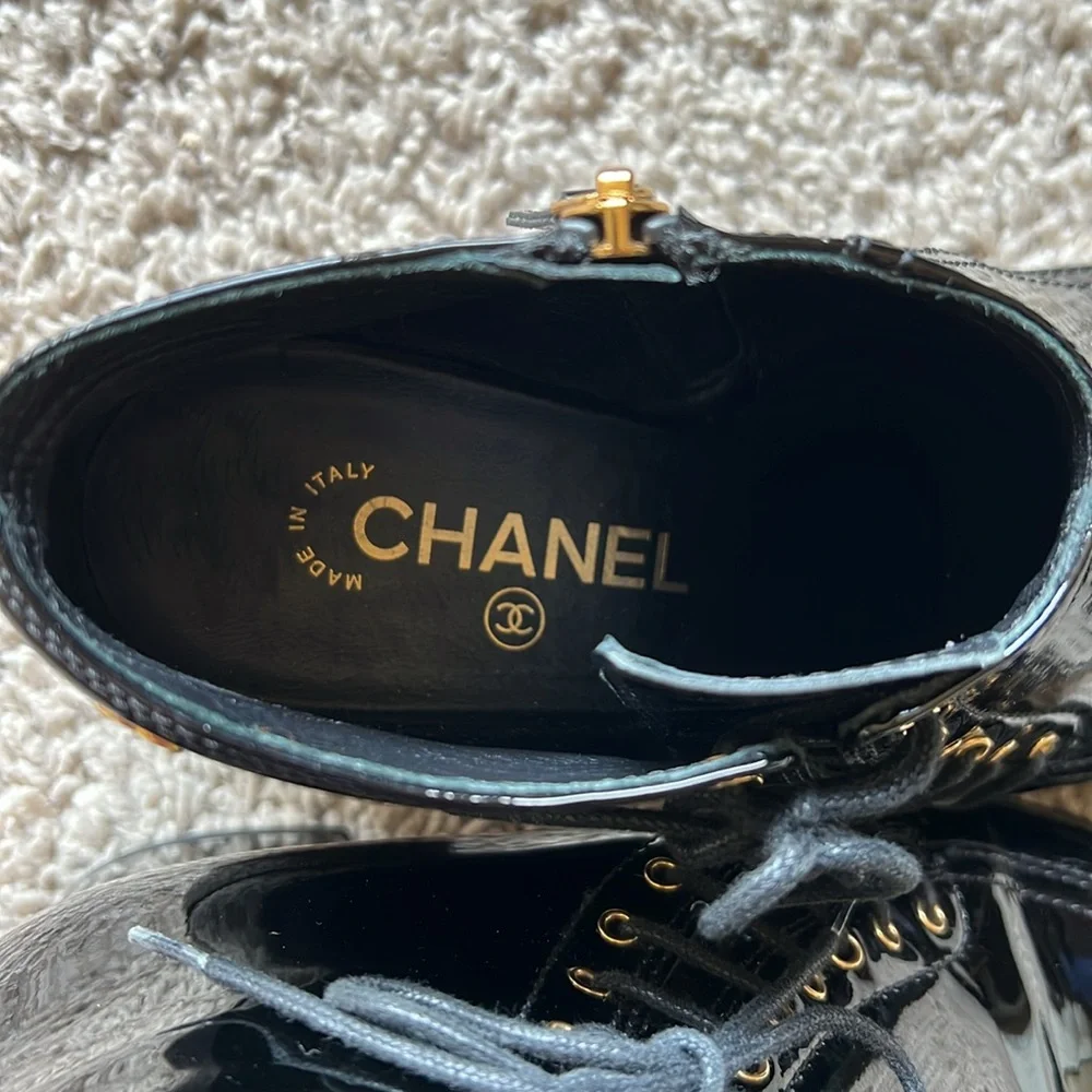 CHANEL 15A Black Patent Leather Side Lace Ankle Boots. - Picture 2 of 6